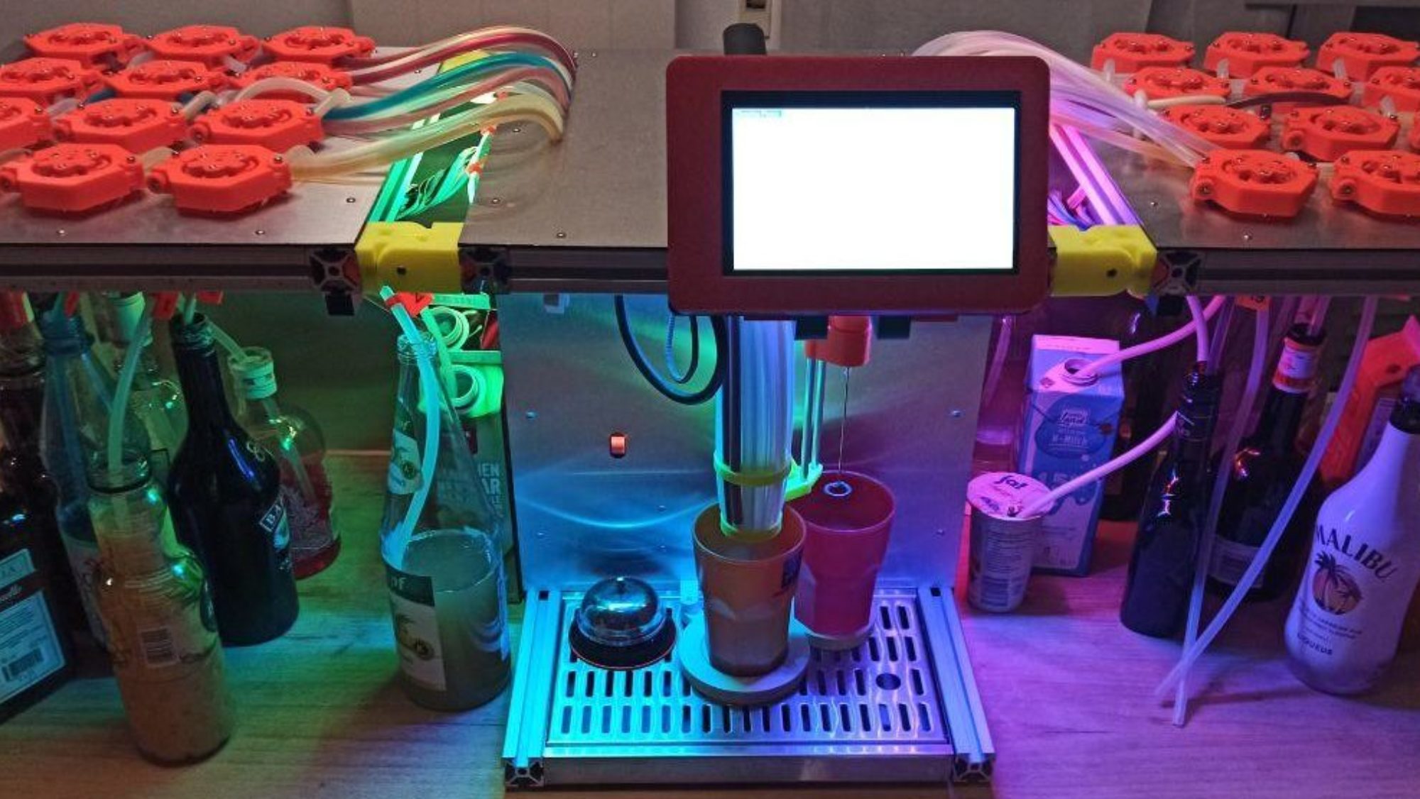 let-him-mix Cocktail-Roboter